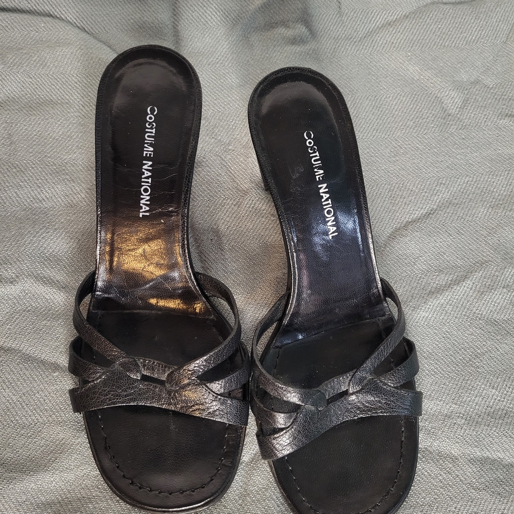 Vero Cuoio Black Strappy Mules